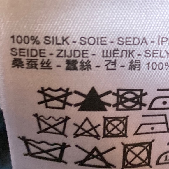 Levi's Made and Crafted 100% Silk Patterned Shirt - Picture 10 of 13